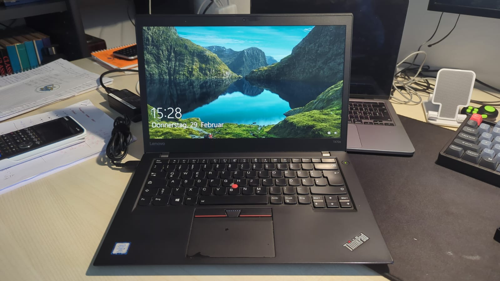 Foto di circuito fatto a mano con sensore e D1 mini